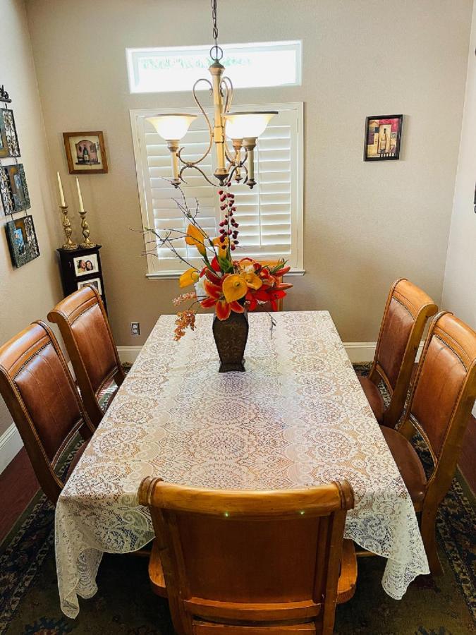 Beautiful Room In Fair Oaks Dış mekan fotoğraf
