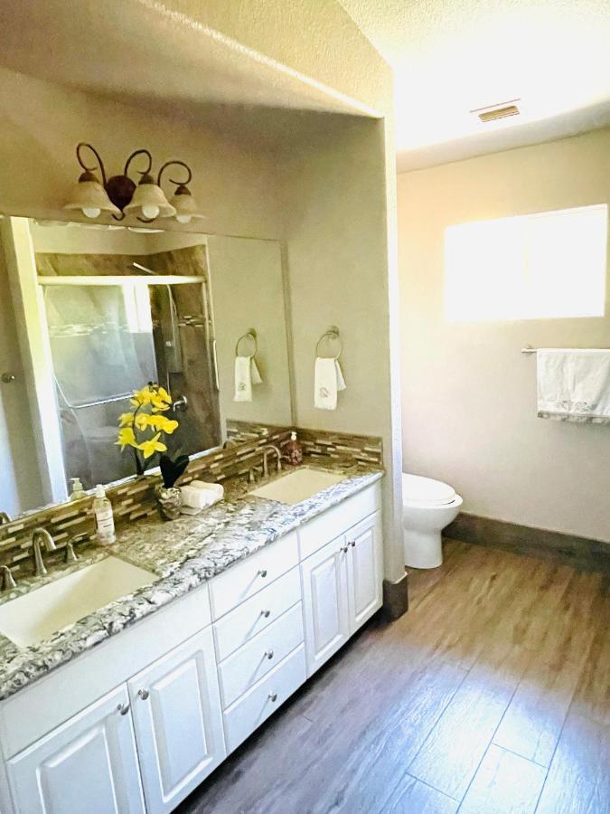 Beautiful Room In Fair Oaks Dış mekan fotoğraf